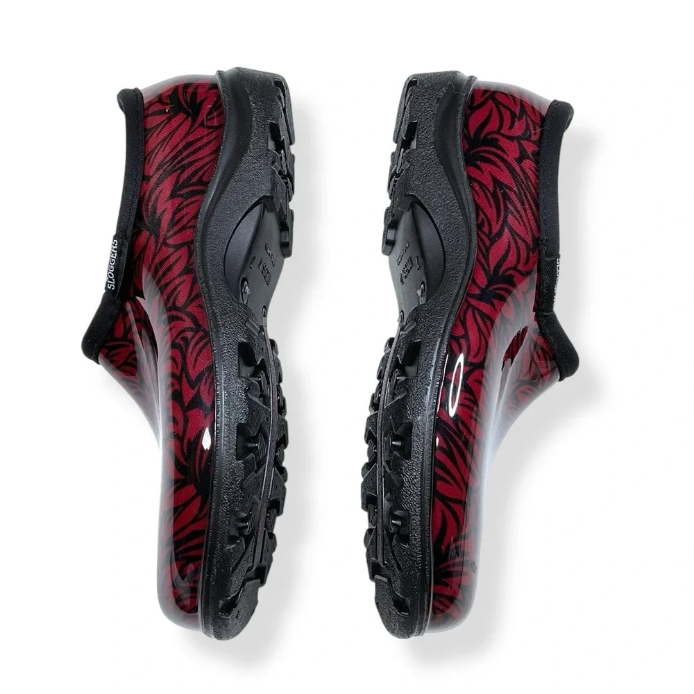 Sloggers Clogs Women Size 7‎ Waterproof Shoe Garden Black Red Print Slip-On